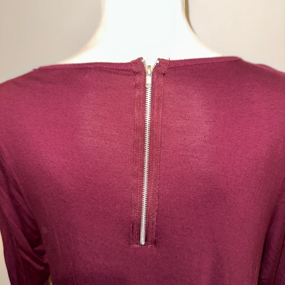 Vanity burgundy dress with ruched sleeves. Large. - Picture 4 of 7